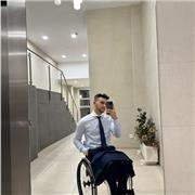 ¡Hola! Me llamo Adam y me encanta ayudar a otros a comprender y disfrutar las matemáticas.